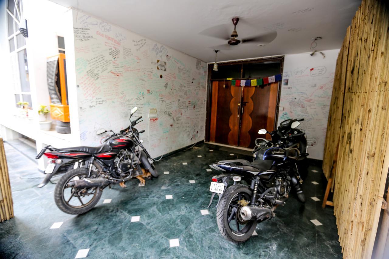Hog - Hostel New Delhi Exterior photo